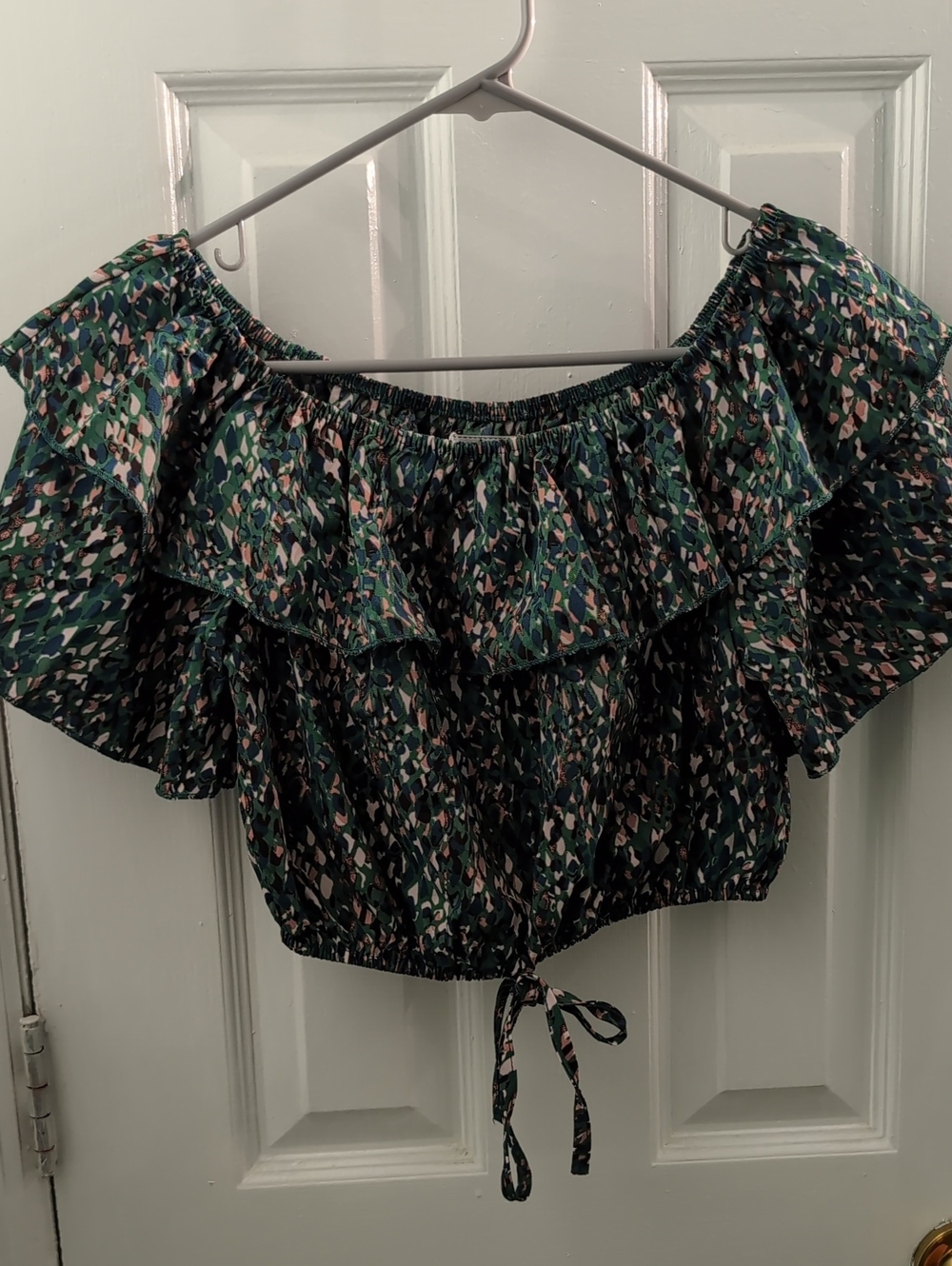 Women's Off-Shoulder Ruffle Crop Top - Green Multi